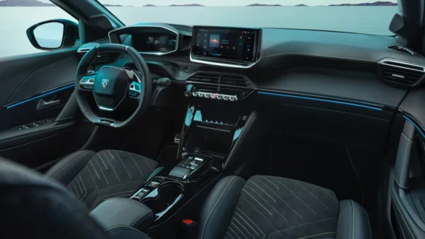 Peugeot 208 interior heyrenting