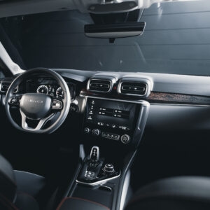 lynkco 02 interior heyrenting
