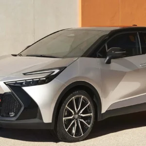 renting toyota ch-r