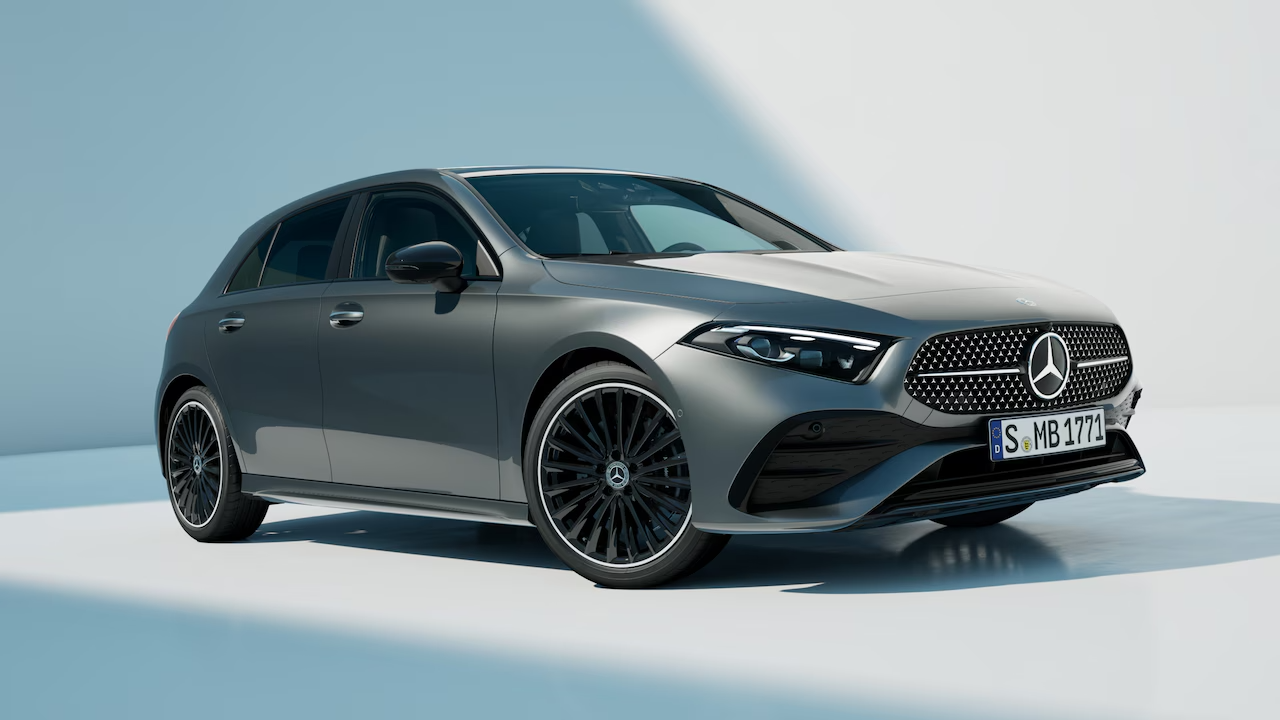 renting mercedes clase a